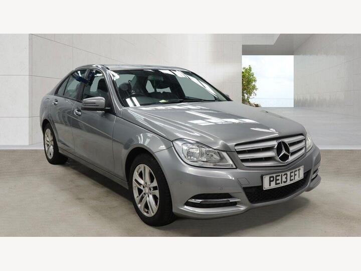 Mercedes-Benz C Class 1.6 C180 BlueEfficiency Executive SE G-Tronic+ Euro 5 (s/s) 4dr