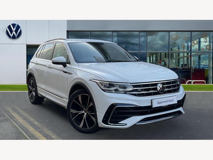 Volkswagen Tiguan 2.0 TDI R-Line DSG 4Motion Euro 6 (s/s) 5dr Volkswagen Tiguan 2.0 TDI R-Line DSG 4Motion Euro 6 (s/s) 5dr