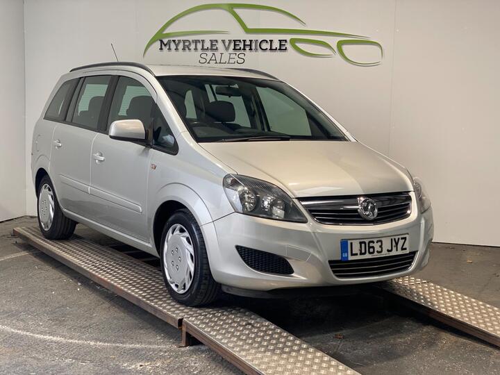 Vauxhall Zafira 1.6 16V Exclusiv Euro 5 5dr Vauxhall Zafira 1.6 16V Exclusiv Euro 5 5dr