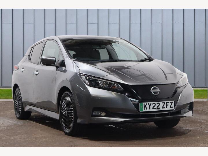 Nissan Leaf 39kWh N-Connecta Auto 5dr