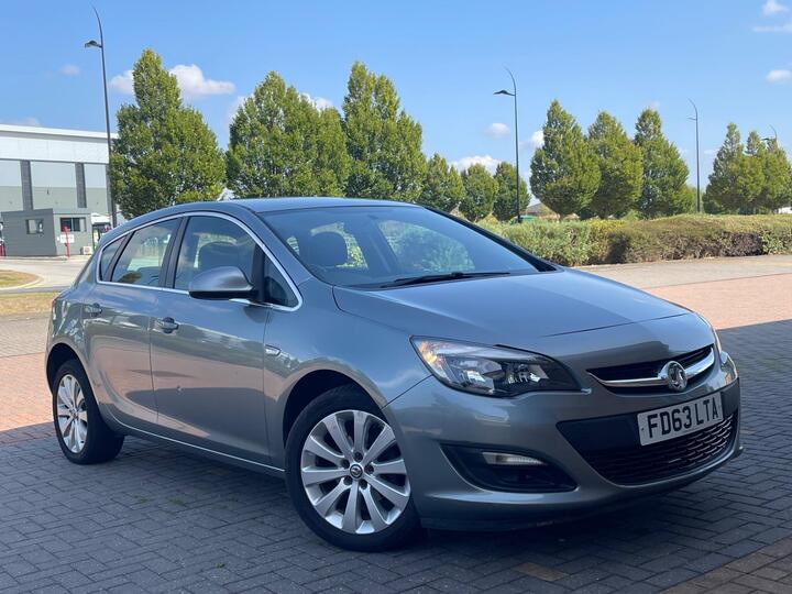 Vauxhall Astra 1.3 CDTi EcoFLEX Tech Line Euro 5 (s/s) 5dr