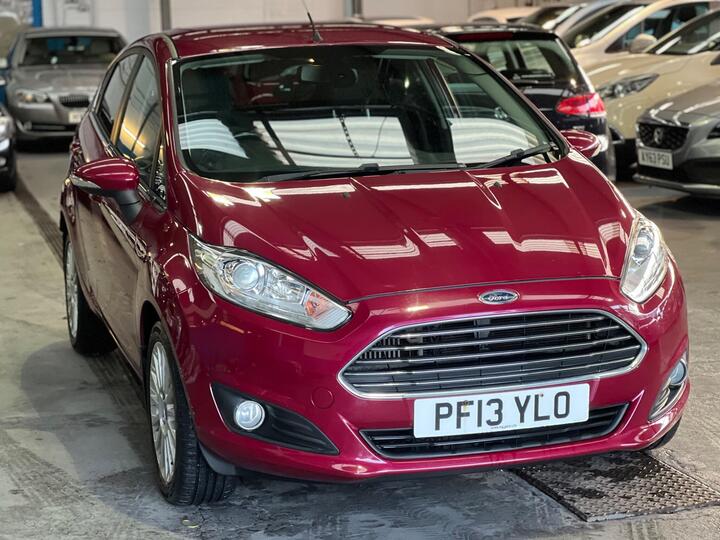 Ford Fiesta 1.0T EcoBoost Titanium Euro 5 (s/s) 5dr