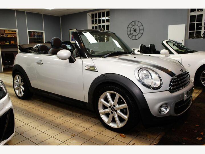 MINI CONVERTIBLE 1.6 Cooper Highgate Euro 6 (s/s) 2dr
