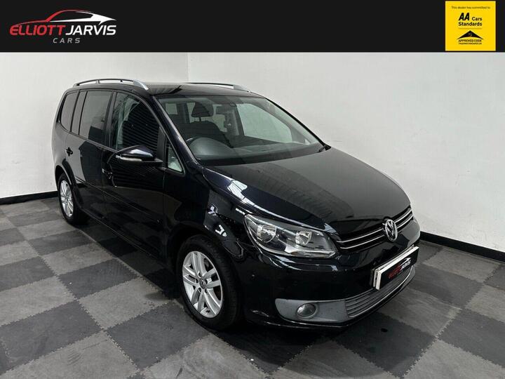 Volkswagen TOURAN 1.6 TDI SE DSG Euro 5 5dr Volkswagen TOURAN 1.6 TDI SE DSG Euro 5 5dr
