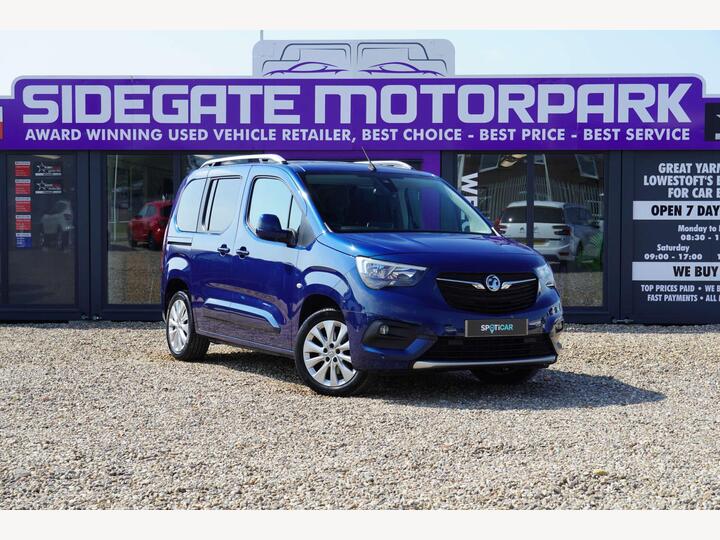 Vauxhall COMBO LIFE 1.2 Turbo Elite Auto Euro 6 (s/s) 5dr Vauxhall COMBO LIFE 1.2 Turbo Elite Auto Euro 6 (s/s) 5dr