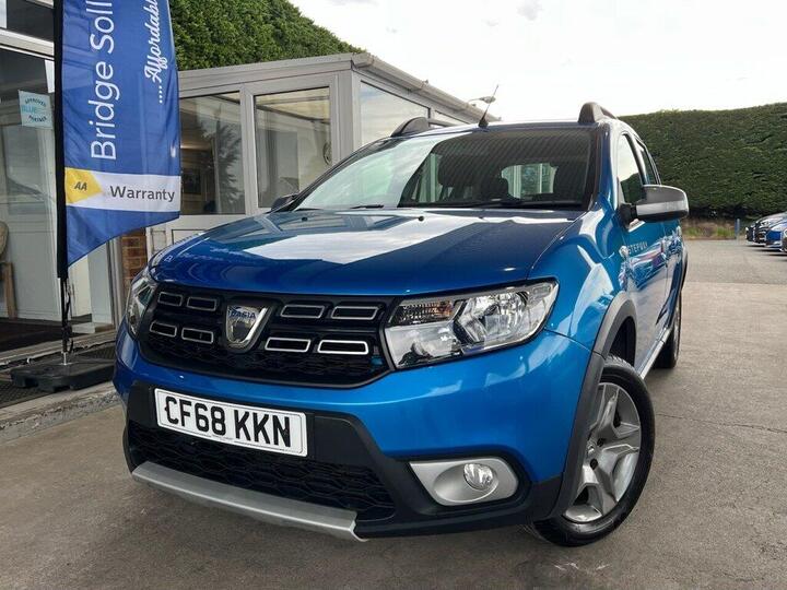 Dacia SANDERO STEPWAY 0.9 TCe Essential Euro 6 (s/s) 5dr Dacia SANDERO STEPWAY 0.9 TCe Essential Euro 6 (s/s) 5dr