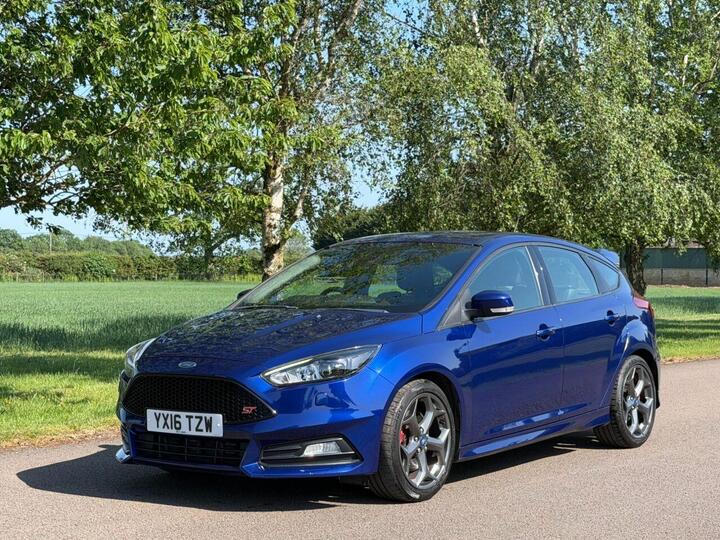 Ford FOCUS 2.0T EcoBoost ST-3 Euro 6 (s/s) 5dr