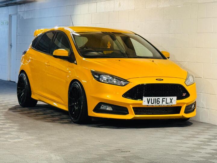 Ford Focus 2.0T EcoBoost ST-2 Euro 6 (s/s) 5dr