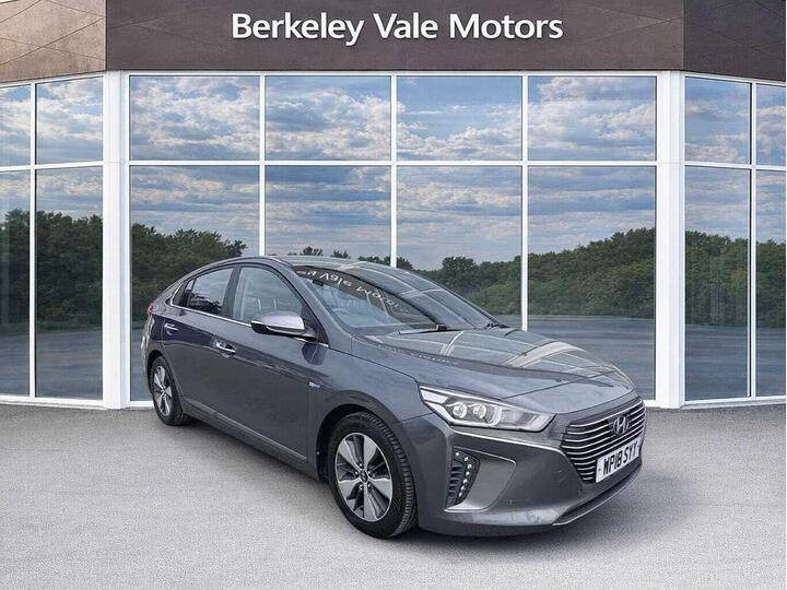 Hyundai IONIQ 1.6 H-GDi 8.9kWh Premium SE DCT Euro 6 (s/s) 5dr Hyundai IONIQ 1.6 H-GDi 8.9kWh Premium SE DCT Euro 6 (s/s) 5dr