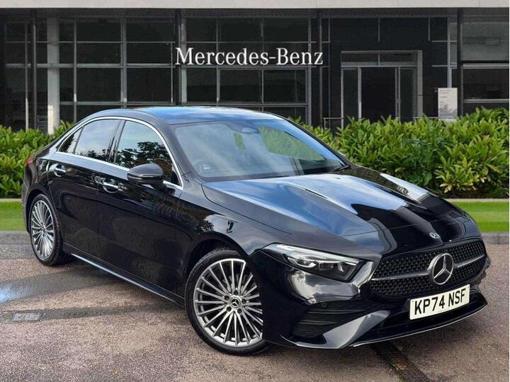 Mercedes-Benz A Class 1.3 A200h MHEV AMG Line (Premium Plus) 7G-DCT Euro 6 (s/s) 4dr