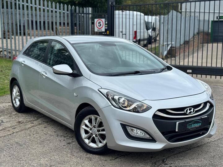Hyundai I30 1.6 CRDi Active Auto Euro 5 5dr