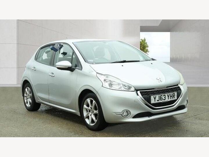 Peugeot 208 1.2 VTi Active Euro 5 5dr