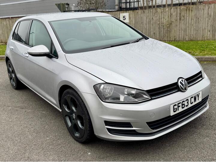 Volkswagen Golf 1.2 TSI BlueMotion Tech S Euro 5 (s/s) 5dr