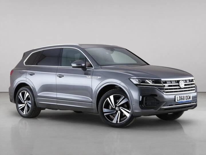 Volkswagen Touareg 3.0 TDI V6 R-Line Tech Tiptronic 4Motion Euro 6 (s/s) 5dr