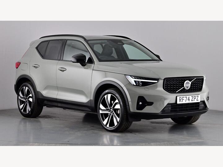 Volvo XC40 2.0 B4 MHEV Ultra Dark DCT Auto Euro 6 (s/s) 5dr