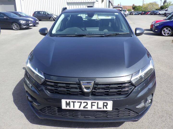 Dacia SANDERO 1.0 TCe Comfort Euro 6 (s/s) 5dr Dacia SANDERO 1.0 TCe Comfort Euro 6 (s/s) 5dr
