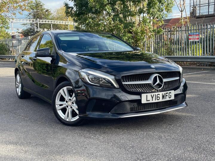 Mercedes-Benz A Class 1.5 A180d Sport (Premium) 7G-DCT Euro 6 (s/s) 5dr