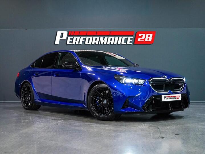 BMW M5 4.4 22.1kWh Steptronic XDrive Euro 6 (s/s) 4dr