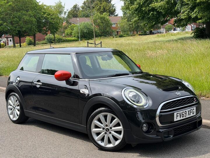 MINI Hatch 2.0 Cooper S Classic Steptronic Euro 6 (s/s) 3dr