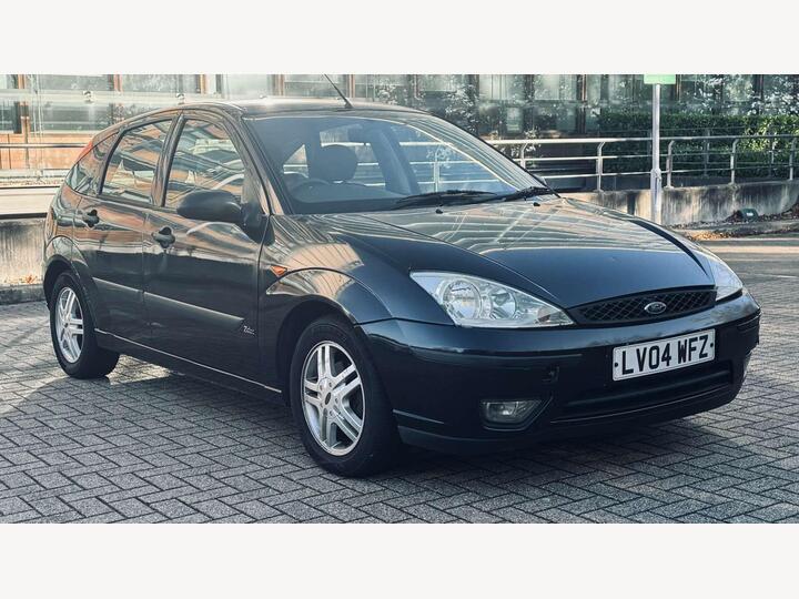 Ford FOCUS 1.6i 16v Zetec 5dr