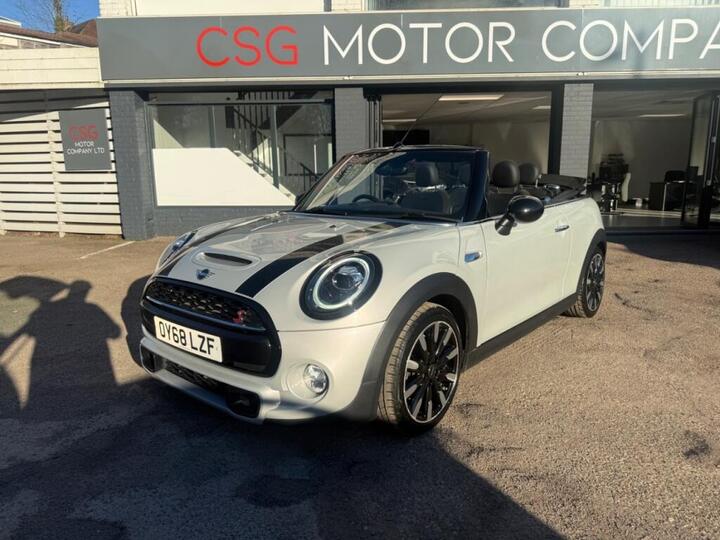 MINI Convertible 2.0 Cooper S Steptronic Euro 6 (s/s) 2dr