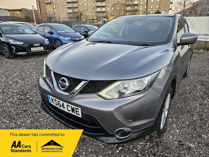 Nissan Qashqai 1.2 DIG-T Acenta Premium 2WD Euro 5 (s/s) 5dr Nissan Qashqai 1.2 DIG-T Acenta Premium 2WD Euro 5 (s/s) 5dr