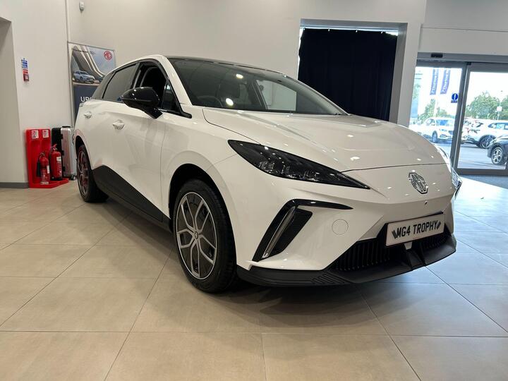 MG MG4 77kWh Trophy Extended Range Auto 5dr