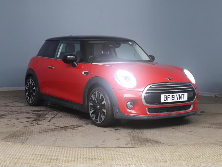 MINI HATCH 1.5 Cooper Exclusive Steptronic Euro 6 (s/s) 3dr