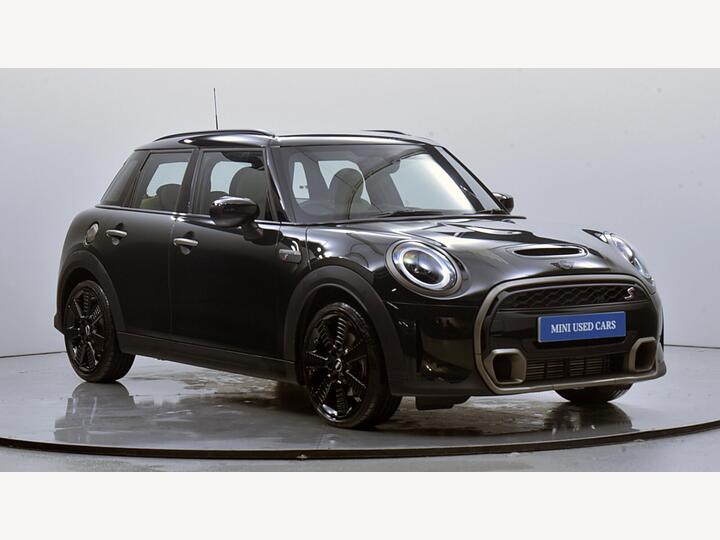 MINI Hatch 2.0 Cooper S Resolute Edition Steptronic Euro 6 (s/s) 5dr
