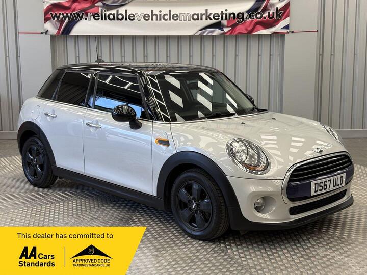 MINI Hatch 1.5 Cooper D Euro 6 (s/s) 5dr