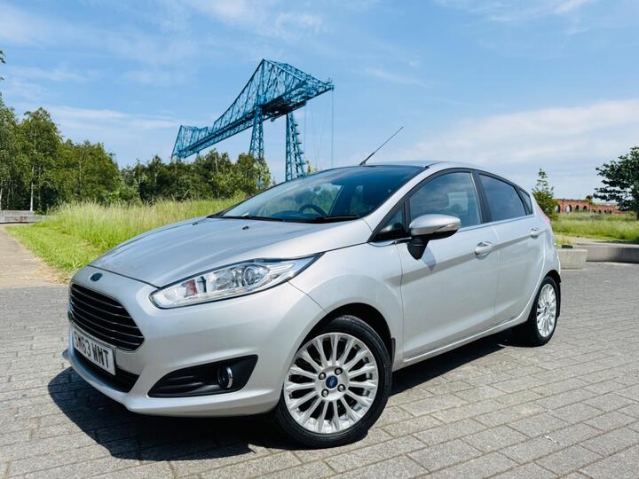Ford Fiesta 1.0T EcoBoost Titanium Euro 5 (s/s) 5dr