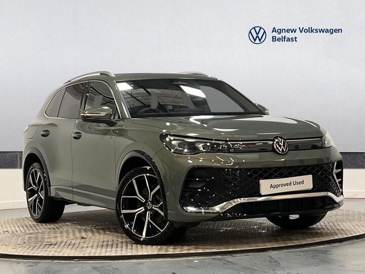 Volkswagen Tiguan 2.0 TDI R-Line DSG Euro 6 (s/s) 5dr Volkswagen Tiguan 2.0 TDI R-Line DSG Euro 6 (s/s) 5dr