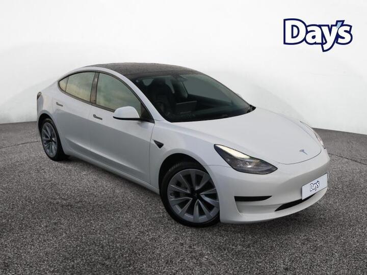 Tesla Model 3 Auto RWD 4dr