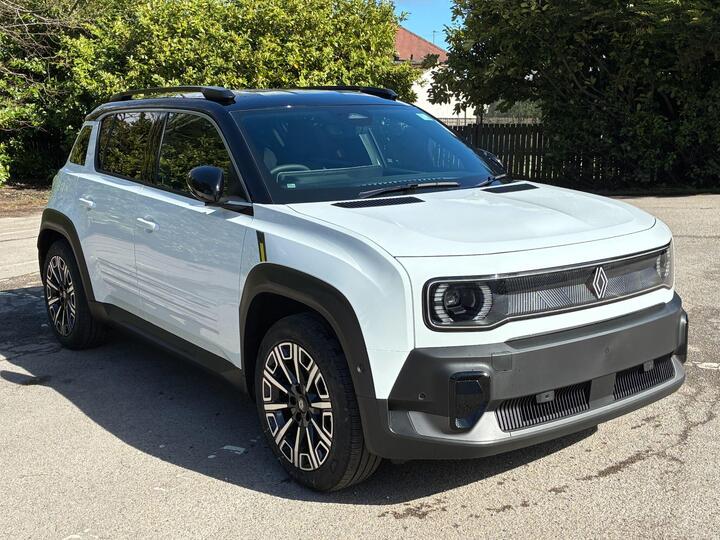 Renault 4 E-Tech Electric Comfort Range 52kWh Iconic+ Auto 5dr