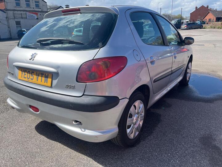 Peugeot 206 1.1 S 5dr