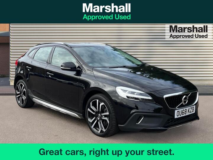 Volvo V40 Cross Country 1.5 T3 GPF Pro Auto Euro 6 (s/s) 5dr Volvo V40 Cross Country 1.5 T3 GPF Pro Auto Euro 6 (s/s) 5dr
