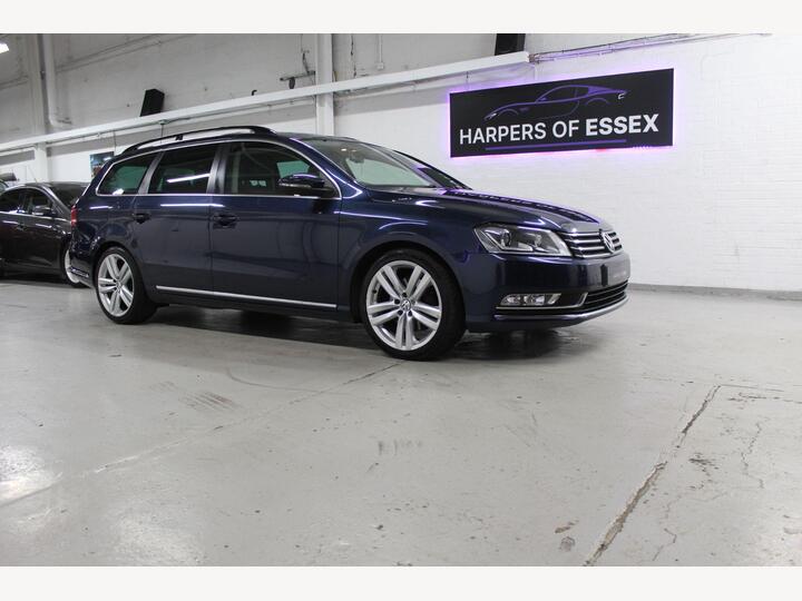 Volkswagen Passat 2.0 TDI BlueMotion Tech Executive Style DSG Euro 5 (s/s) 5dr