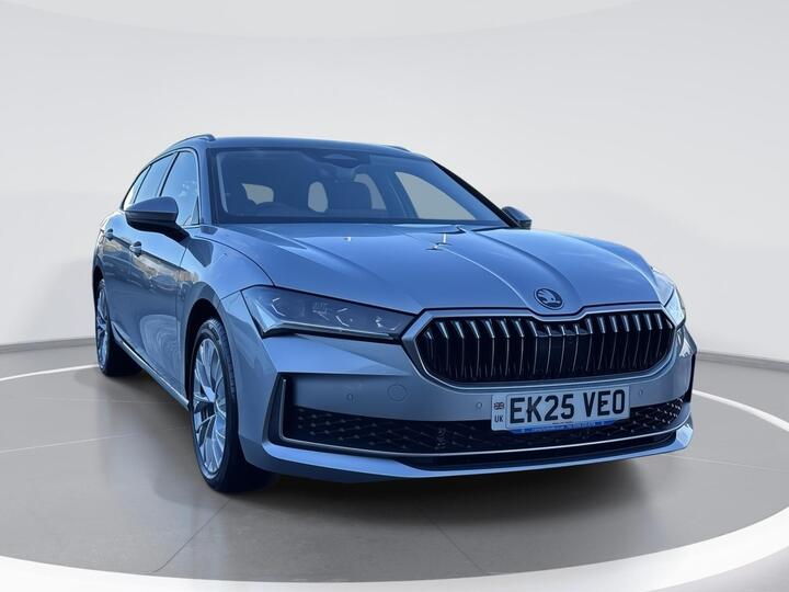Skoda SUPERB 1.5 TSI IV 25.7kWh SE L DSG Euro 6 (s/s) 5dr Skoda SUPERB 1.5 TSI IV 25.7kWh SE L DSG Euro 6 (s/s) 5dr