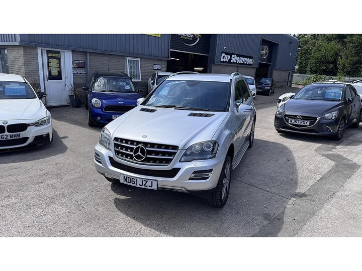 Mercedes-Benz M Class 3.0 ML350 CDI V6 BlueEfficiency Grand Edition G-Tronic 4WD Euro 5 5dr