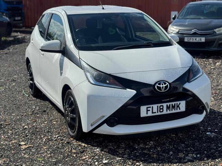 Toyota AYGO 1.0 VVT-i X-play Euro 6 5dr