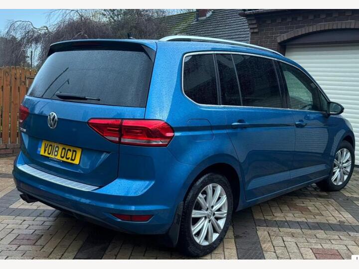 Volkswagen Touran 1.4 TSI SEL DSG Euro 6 (s/s) 5dr Volkswagen Touran 1.4 TSI SEL DSG Euro 6 (s/s) 5dr