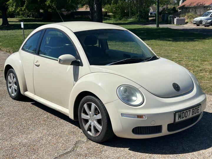 Volkswagen Beetle 2.0 Tiptronic Euro 4 3dr