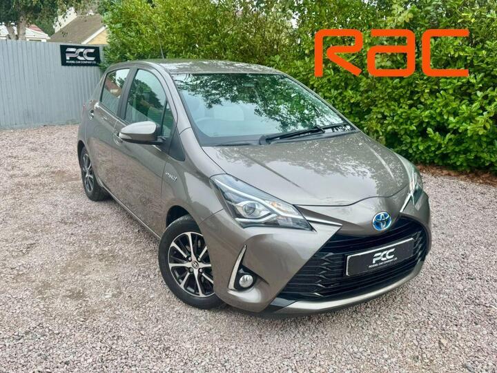 Toyota YARIS 1.5 VVT-h Icon Tech E-CVT Euro 6 (s/s) 5dr