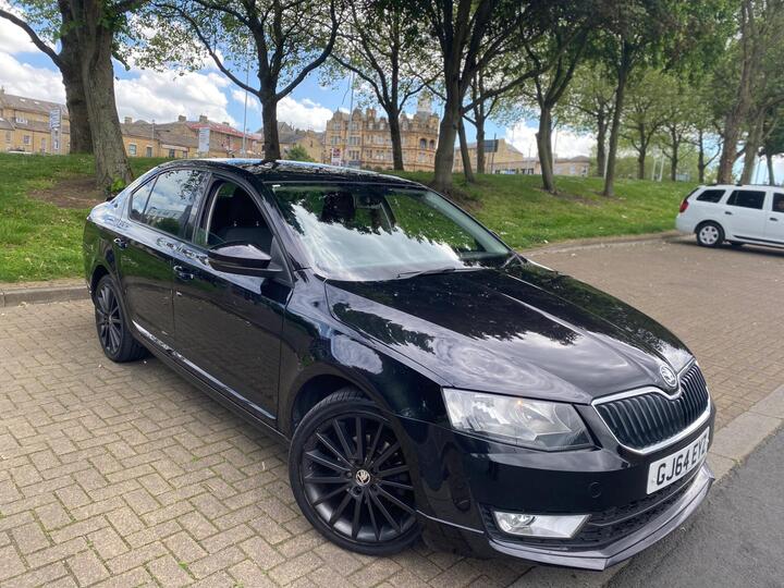 Skoda Octavia 1.6 TDI Black Edition Euro 5 (s/s) 5dr