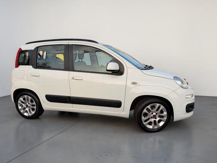 Fiat PANDA 1.2 Lounge Euro 6 5dr