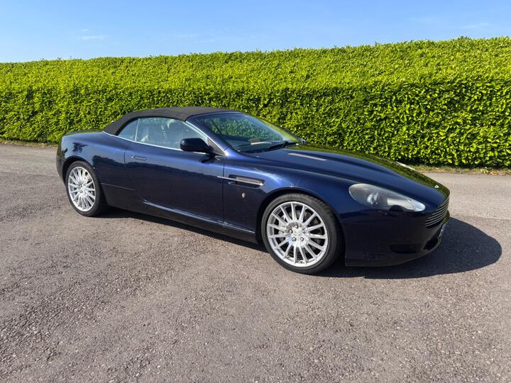 Aston Martin DB9 5.9 Volante Seq 2dr (EU4) Aston Martin DB9 5.9 Volante Seq 2dr (EU4)