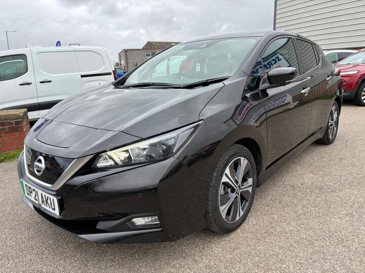 Nissan LEAF 40kWh N-Connecta Auto 5dr