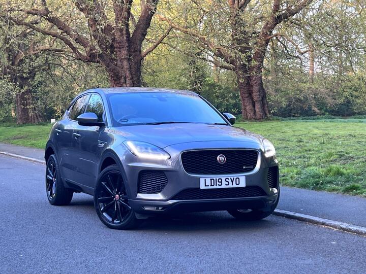 Jaguar E-PACE 2.0 D180 R-Dynamic SE Auto AWD Euro 6 (s/s) 5dr Jaguar E-PACE 2.0 D180 R-Dynamic SE Auto AWD Euro 6 (s/s) 5dr