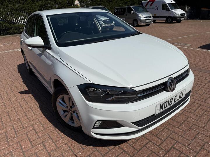 Volkswagen Polo 1.0 SE Euro 6 (s/s) 5dr Volkswagen Polo 1.0 SE Euro 6 (s/s) 5dr