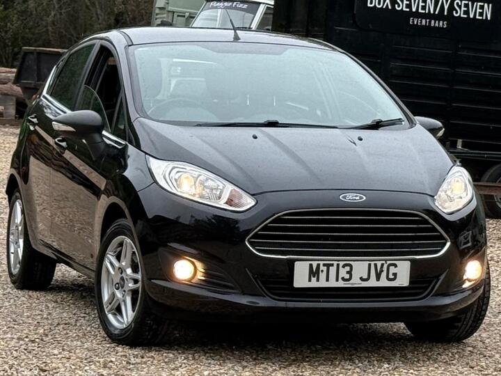 Ford Fiesta 1.0 Zetec Euro 5 (s/s) 5dr